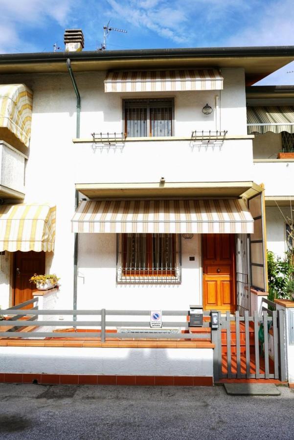 Casa Ceragioli Villa Viareggio Luaran gambar